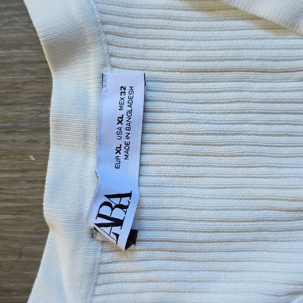 Zara White Ribbed Top - Picture 2 of 15
